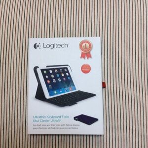iPad keyboard folio